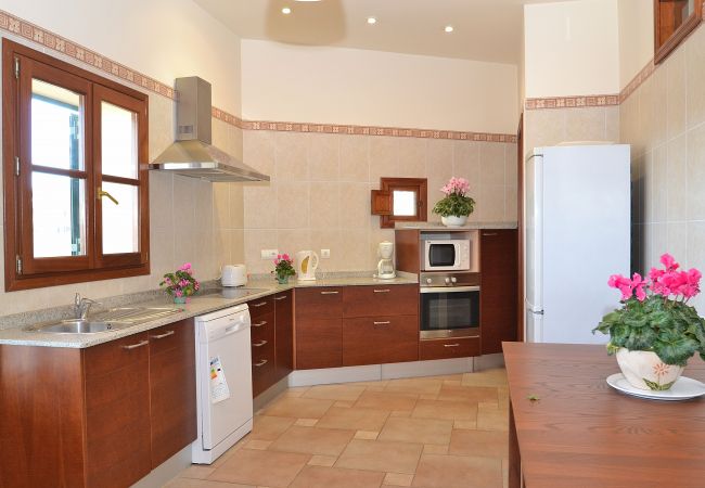 Casa en Llubi - 152 Villa Tofollubí TI/63 by Mallorca Charme Casa en Llubi - 152 Villa Tofollubí TI/63 by Mallorca Charme