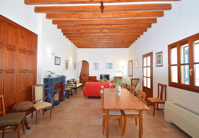 Casa en Llubi - 152 Villa Tofollubí TI/63 by Mallorca Charme Casa en Llubi - 152 Villa Tofollubí TI/63 by Mallorca Charme