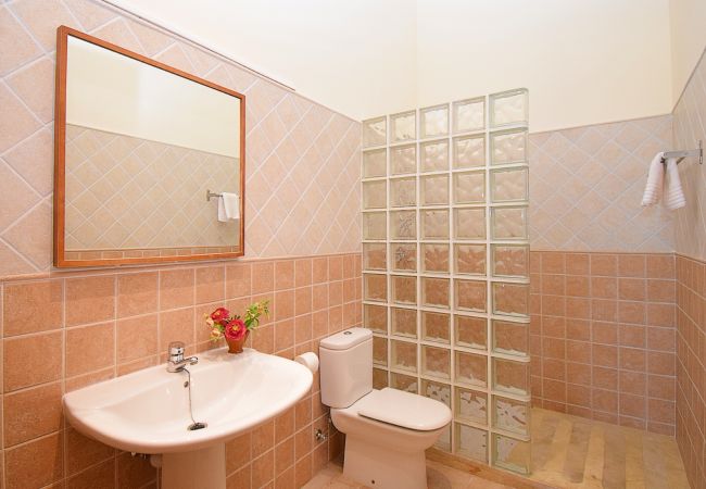 Casa en Llubi - 152 Villa Tofollubí TI/63 by Mallorca Charme Casa en Llubi - 152 Villa Tofollubí TI/63 by Mallorca Charme