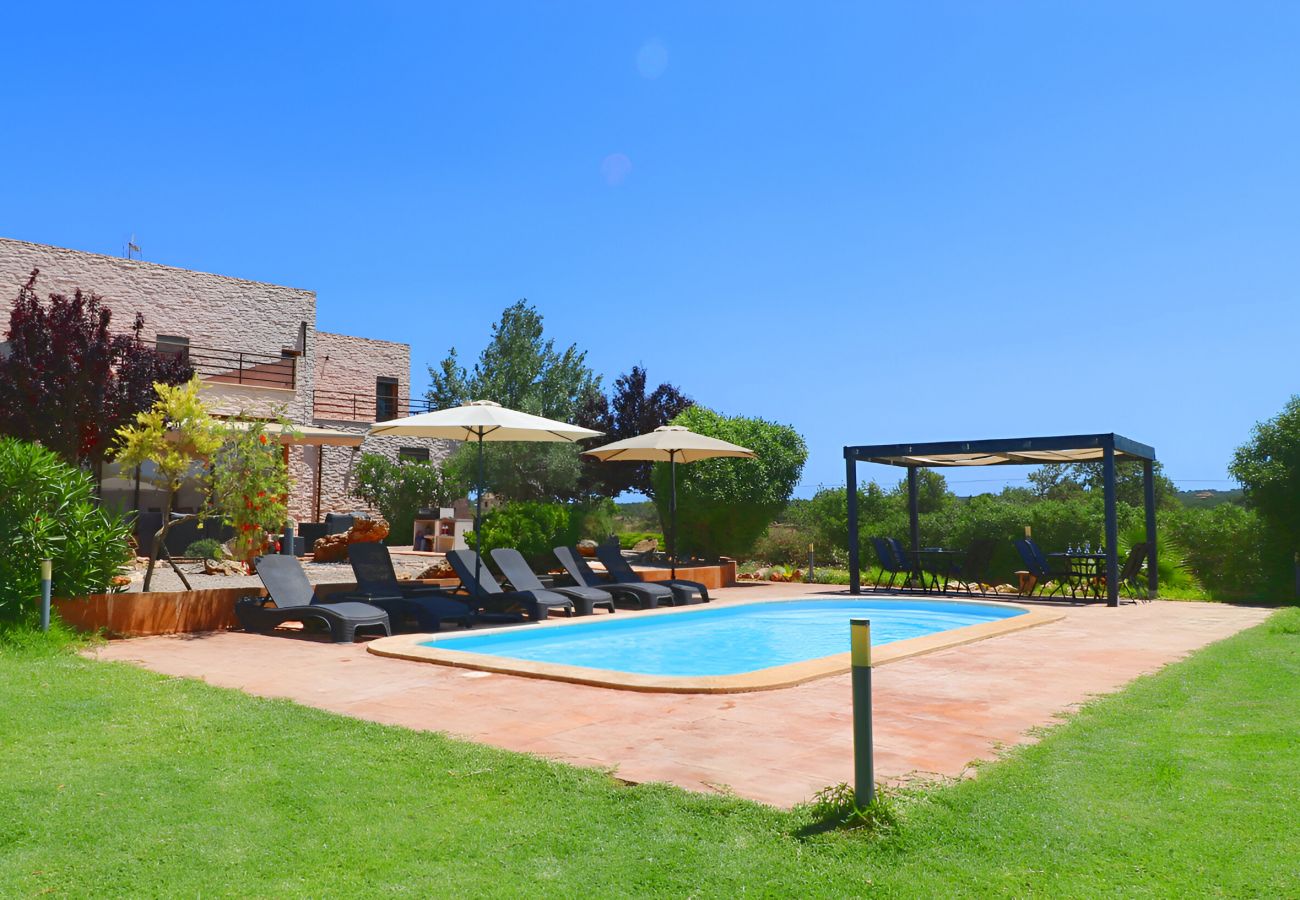 Bonita finca en Mallorca, con piscina y jardín. Vigili 417 Bonita finca en Mallorca, con piscina y jardín. Vigili 417