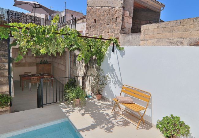 Jardín, terraza, piscina, vacaciones, privacidad, tranquilidad Jardín, terraza, piscina, vacaciones, privacidad, tranquilidad