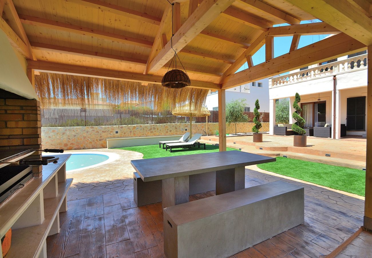 barbacoa de construcción, terraza, son serra, buen tiempo, felicidad barbacoa de construcción, terraza, son serra, buen tiempo, felicidad