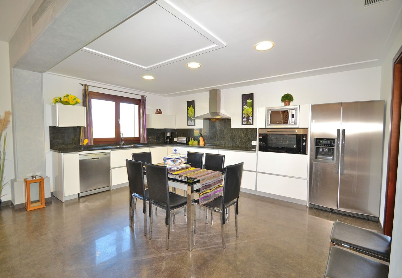 Ab 100€ pro Tag  können Sie Ihre Villa auf Mallorca mieten Ab 100€ pro Tag  können Sie Ihre Villa auf Mallorca mieten