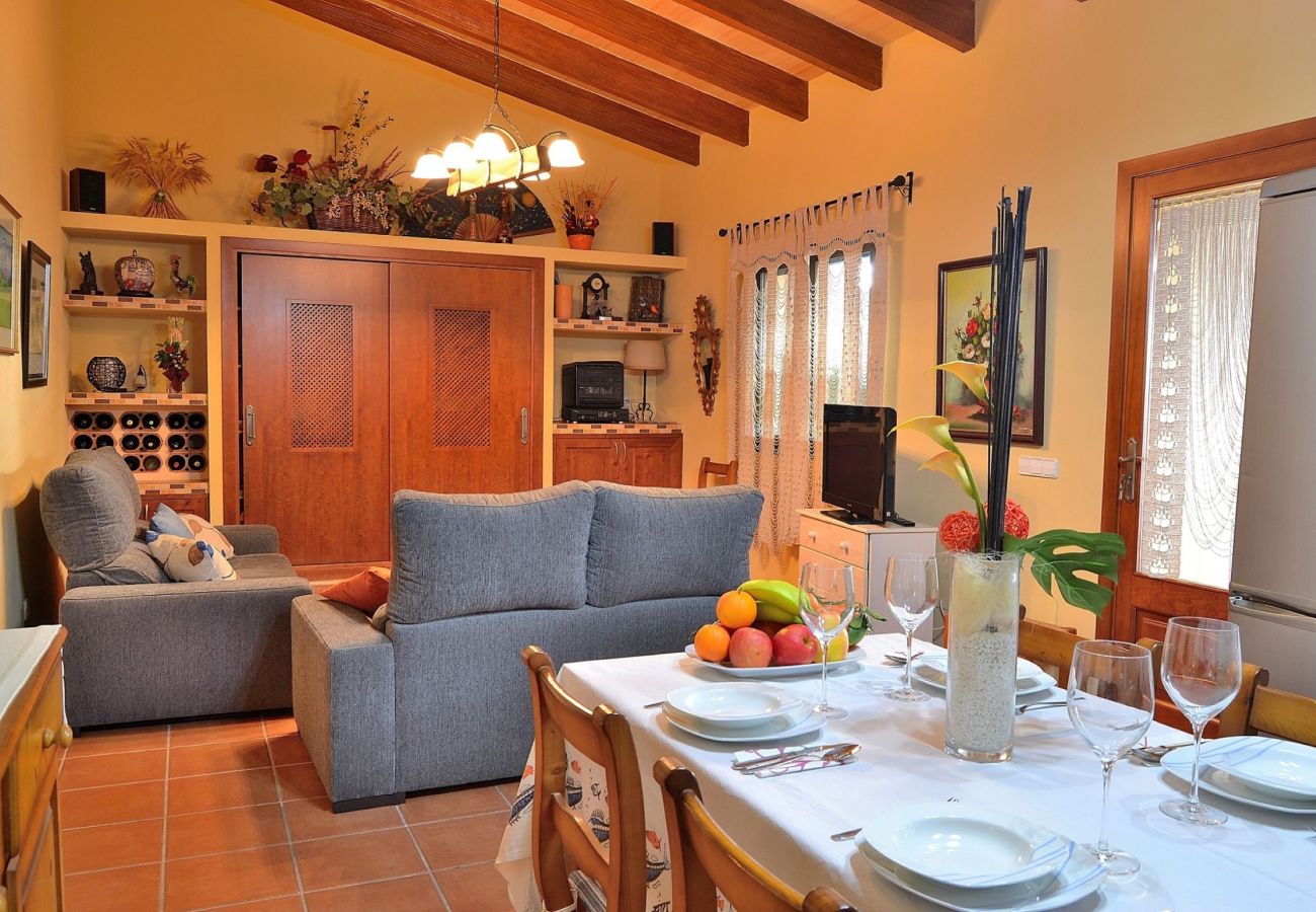 Ab 100€ pro Tag  können Sie Ihre Finca auf Mallorca mieten Ab 100€ pro Tag  können Sie Ihre Finca auf Mallorca mieten