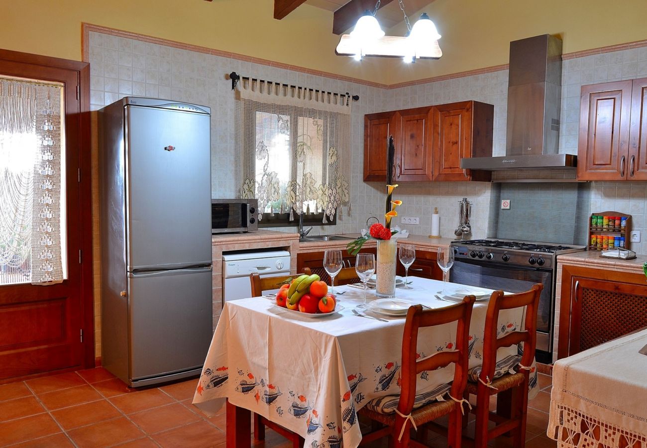 Ab 100€ pro Tag  können Sie Ihre Finca auf Mallorca mieten Ab 100€ pro Tag  können Sie Ihre Finca auf Mallorca mieten