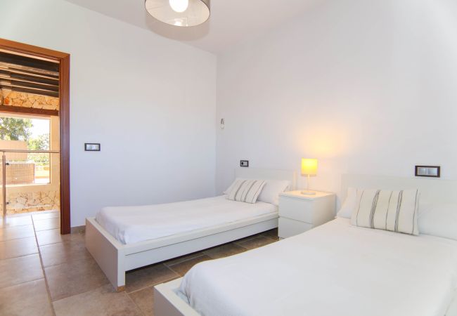 Finca in Sa Pobla - 140 Villa Son Ferragut VT/2073  by Mallorca Charm Finca in Sa Pobla - 140 Villa Son Ferragut VT/2073  by Mallorca Charm