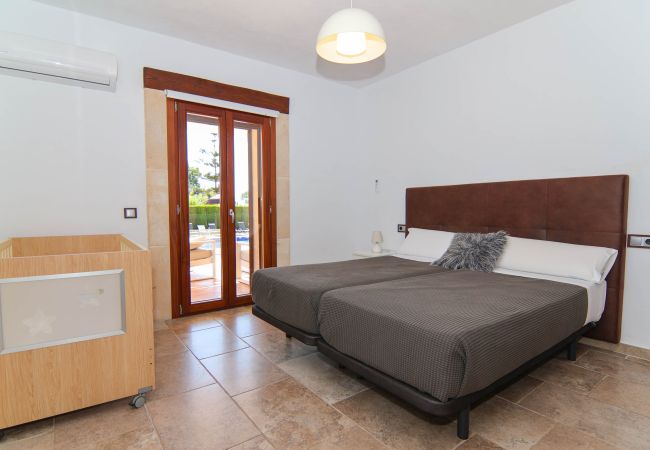 Finca in Sa Pobla - 140 Villa Son Ferragut VT/2073  by Mallorca Charm Finca in Sa Pobla - 140 Villa Son Ferragut VT/2073  by Mallorca Charm