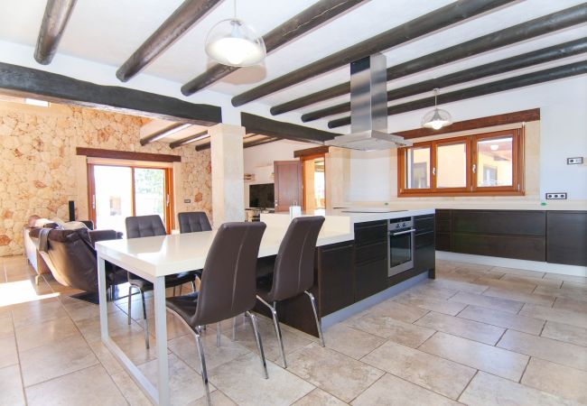 Finca in Sa Pobla - 140 Villa Son Ferragut VT/2073  by Mallorca Charm Finca in Sa Pobla - 140 Villa Son Ferragut VT/2073  by Mallorca Charm
