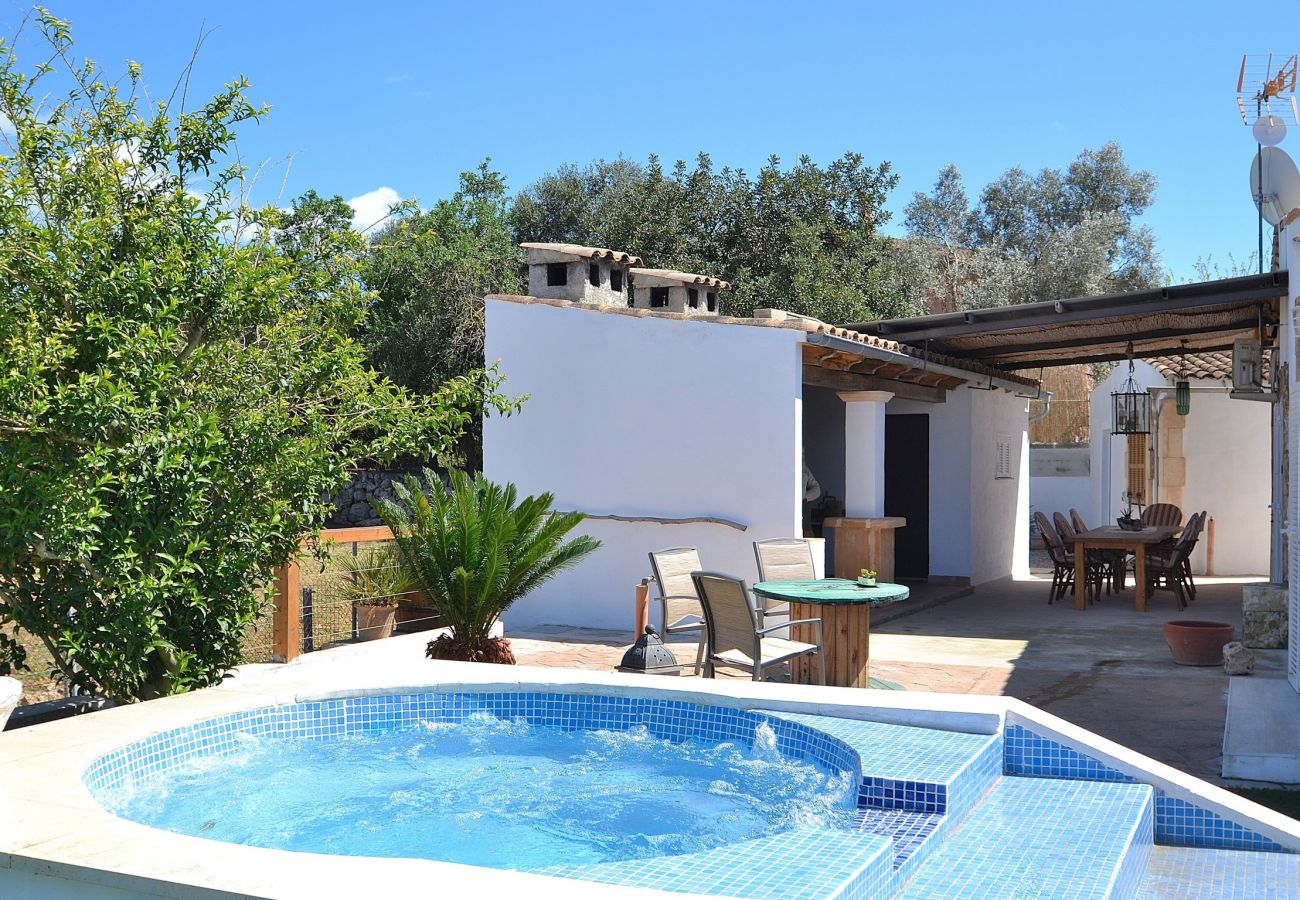 Ab 100€ pro Tag  können Sie Ihre Villa auf Mallorca mieten Ab 100€ pro Tag  können Sie Ihre Villa auf Mallorca mieten