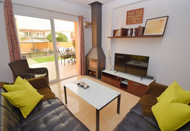 Doppelhaushälfte in Sa Pobla - 170 Casa Robes Sa Pobla ETV/6652 by Mallorca Charm Doppelhaushälfte in Sa Pobla - 170 Casa Robes Sa Pobla ETV/6652 by Mallorca Charm