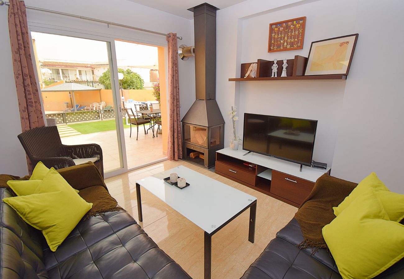 Doppelhaushälfte in Sa Pobla - 170 Casa Robes Sa Pobla ETV/6652 by Mallorca Charm Doppelhaushälfte in Sa Pobla - 170 Casa Robes Sa Pobla ETV/6652 by Mallorca Charm