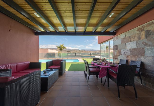 Chalet in San Bartolomé de Tirajana - Casa GT Chalet in San Bartolomé de Tirajana - Casa GT