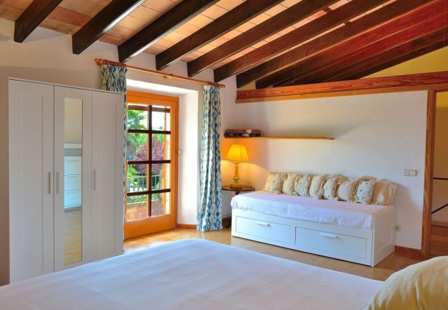 Villa in Binissalem - 106 Villa Casa Binissagar II X 4 Pax ETV/10306 by Villa in Binissalem - 106 Villa Casa Binissagar II X 4 Pax ETV/10306 by