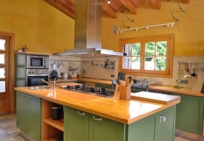 Villa Mallorca, Schwimmbad, moderne Küche, Jacuzzi Villa Mallorca, Schwimmbad, moderne Küche, Jacuzzi