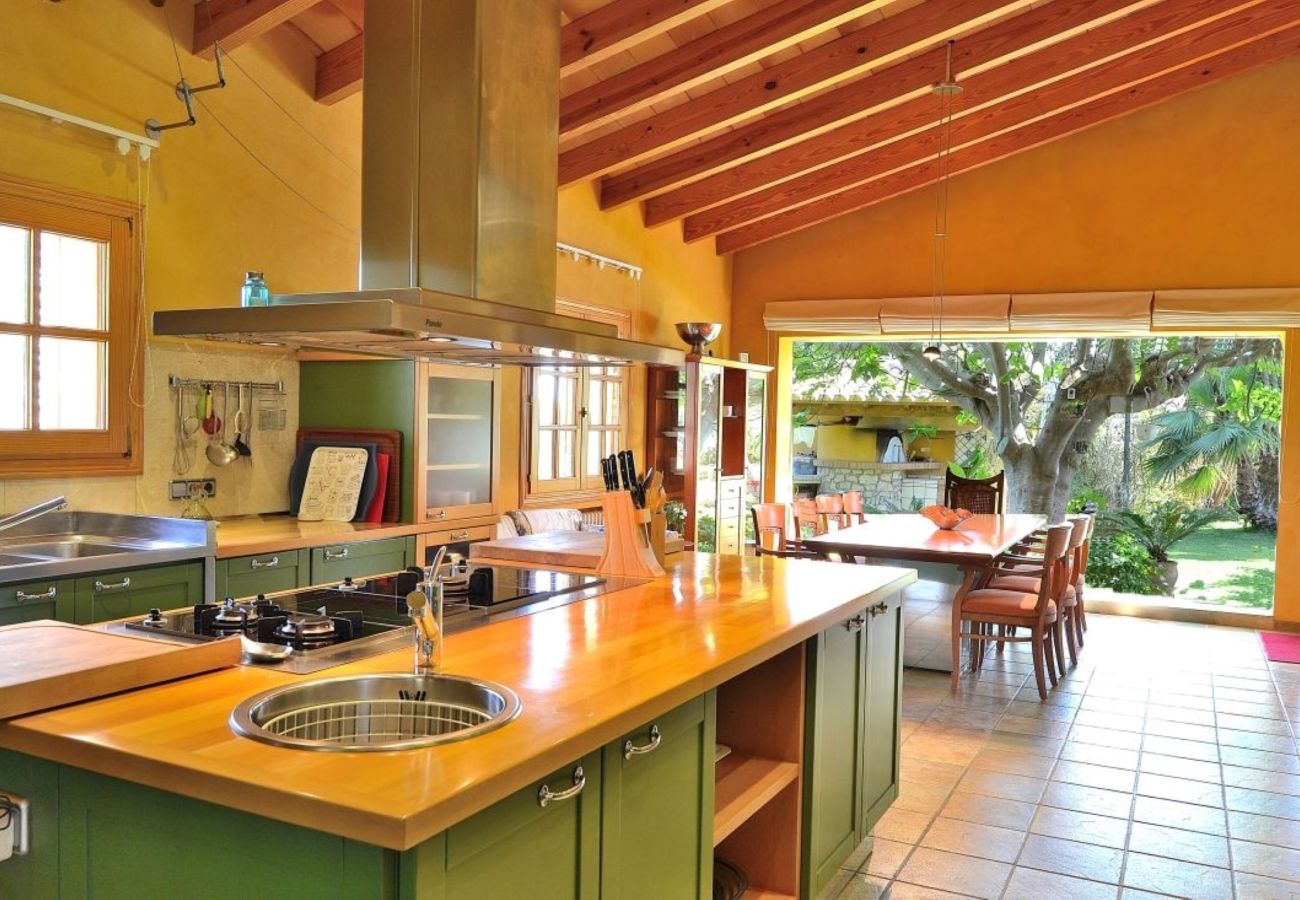 Villa Mallorca, Schwimmbad, moderne Küche, Jacuzzi Villa Mallorca, Schwimmbad, moderne Küche, Jacuzzi