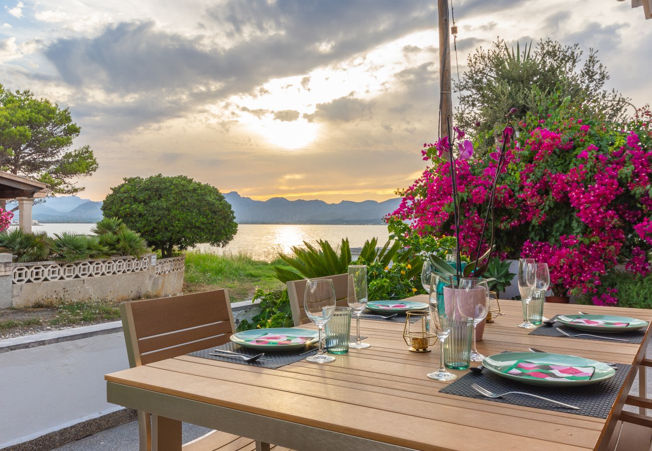 Familienhaus in Manresa Alcudia, direkt am Meer Familienhaus in Manresa Alcudia, direkt am Meer
