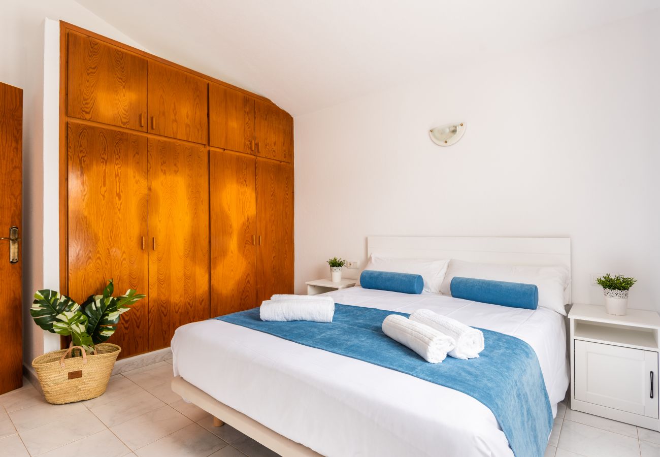 Apartment in Cala Blanca - Apartamento Palmeras 5 Apartment in Cala Blanca - Apartamento Palmeras 5