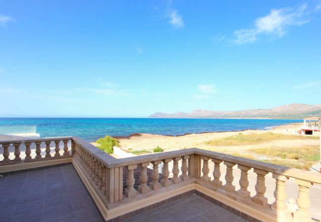 The beach house has stunning sea views The beach house has stunning sea views