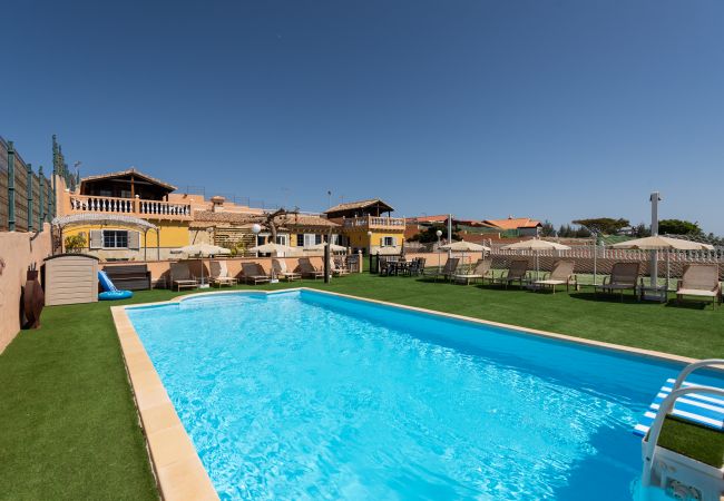 Villa adara with a large private pool Villa adara with a large private pool