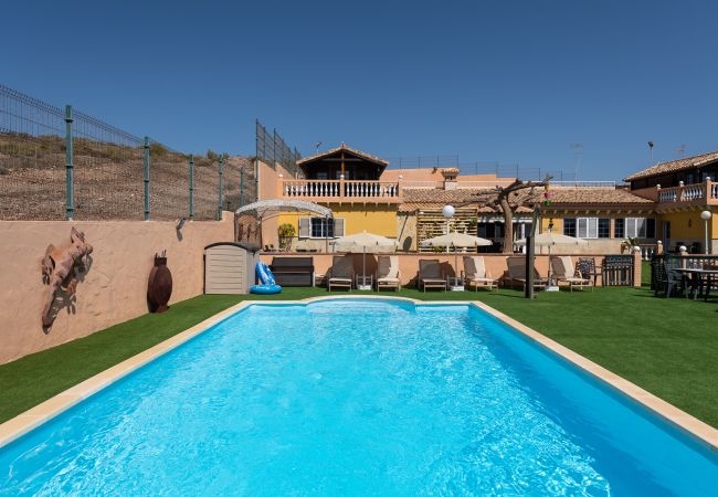 Chalet in San Bartolomé de Tirajana - Casa Adara Chalet in San Bartolomé de Tirajana - Casa Adara
