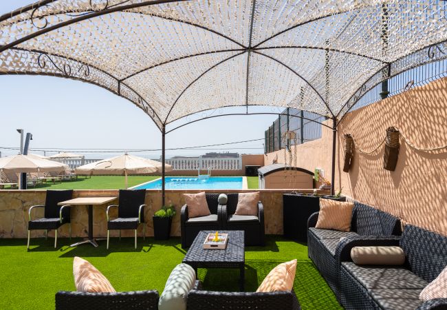Large terrace with private pool in Maspalomas Large terrace with private pool in Maspalomas