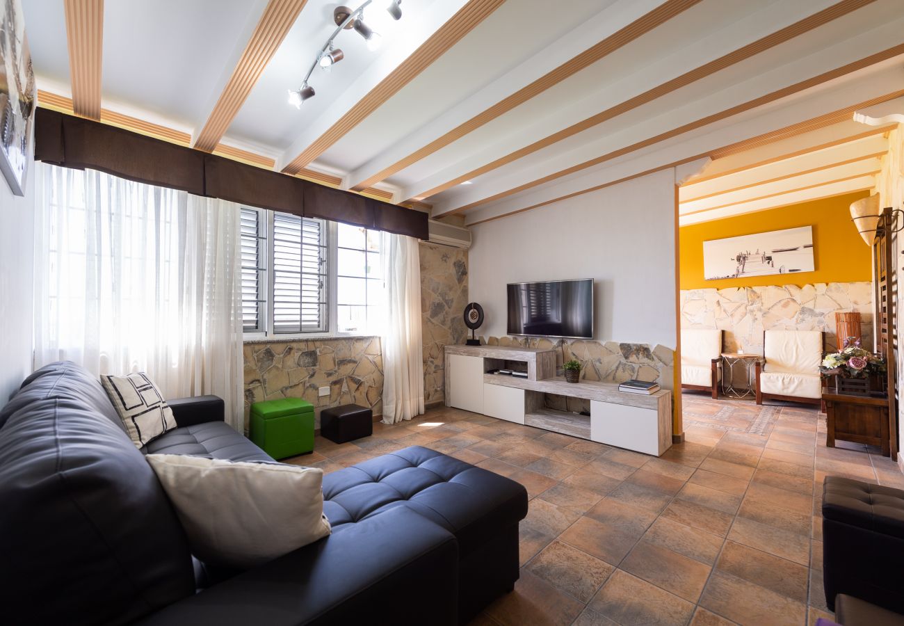 Chalet in San Bartolomé de Tirajana - Casa Adara Chalet in San Bartolomé de Tirajana - Casa Adara
