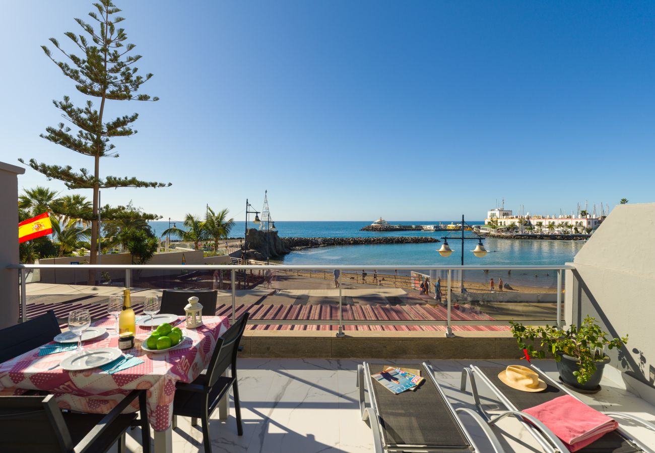 House with sea views in Playa de Mogán in Spain House with sea views in Playa de Mogán in Spain