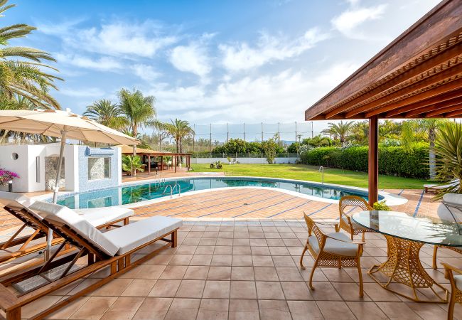 Chalet in San Bartolomé de Tirajana - EXCLUSIVE HOME MASPALOMAS Chalet in San Bartolomé de Tirajana - EXCLUSIVE HOME MASPALOMAS