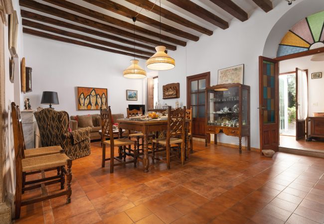 House in Lloseta - Your Island Villas Sa Posada 840/2014/ET House in Lloseta - Your Island Villas Sa Posada 840/2014/ET