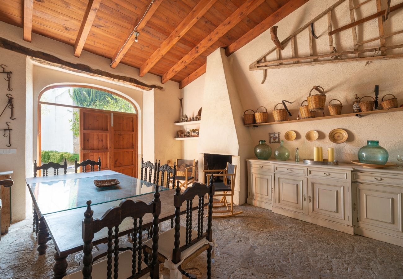 House in Lloseta - Your Island Villas Sa Posada 840/2014/ET House in Lloseta - Your Island Villas Sa Posada 840/2014/ET