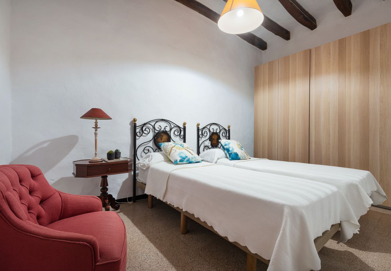 House in Lloseta - Your Island Villas Sa Posada 840/2014/ET House in Lloseta - Your Island Villas Sa Posada 840/2014/ET