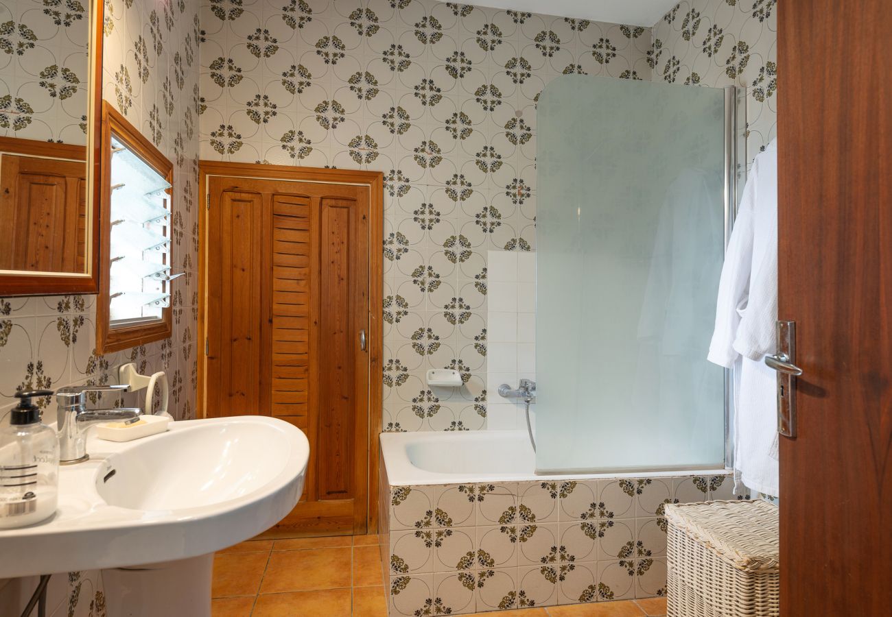 House in Lloseta - Your Island Villas Sa Posada 840/2014/ET House in Lloseta - Your Island Villas Sa Posada 840/2014/ET