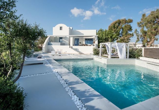 Apartment in Thira - Ambeli Villa