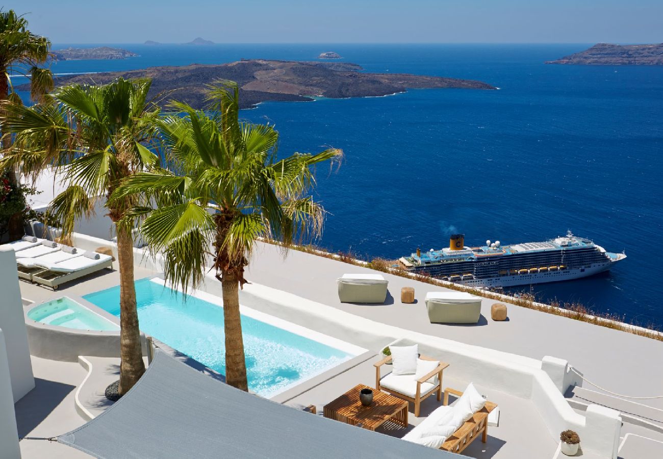 Apartment in Thira - Villa Firostefani