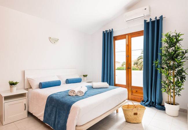 Appartement à Cala Blanca - Apartamento Palmeras 5 Appartement à Cala Blanca - Apartamento Palmeras 5