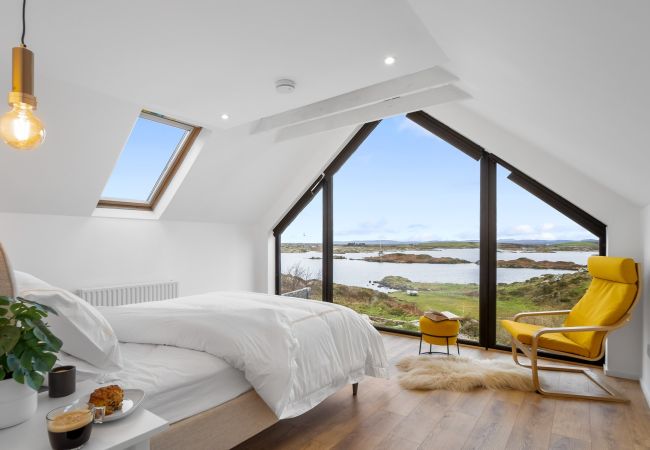  à Roundstone - GarraÍ Locha Cottage