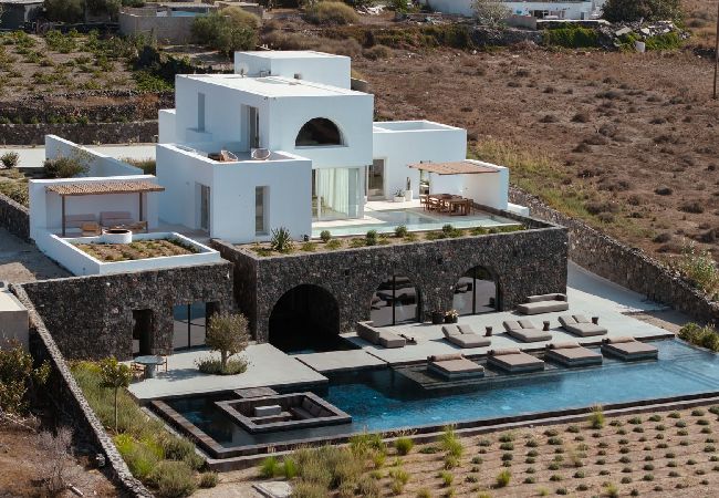  à Oia - Greek Charisma Estate